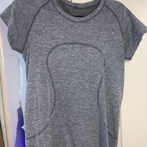 size 12 lululemon top